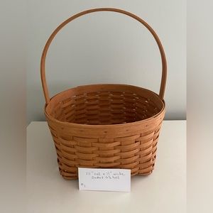 Longaberger hand woven basket with handle